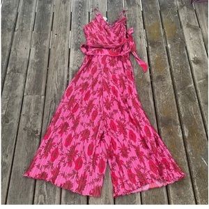 NWT Beyond Words Pleated Jumpsuit Size M.